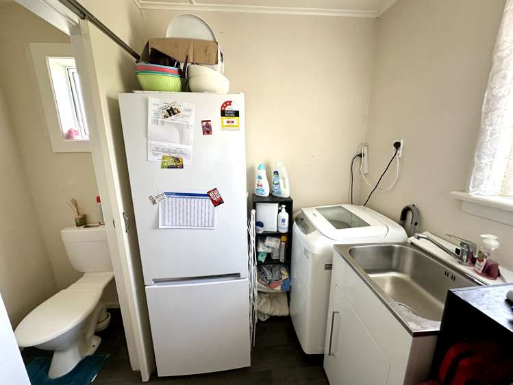 66 Saturn Street Strathern_14