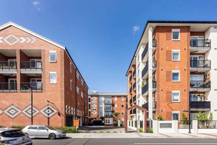 304/1a Soljak Place Mount Albert_15