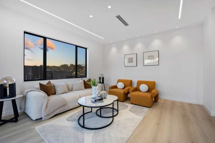 11 Awanui Road Red Beach_13