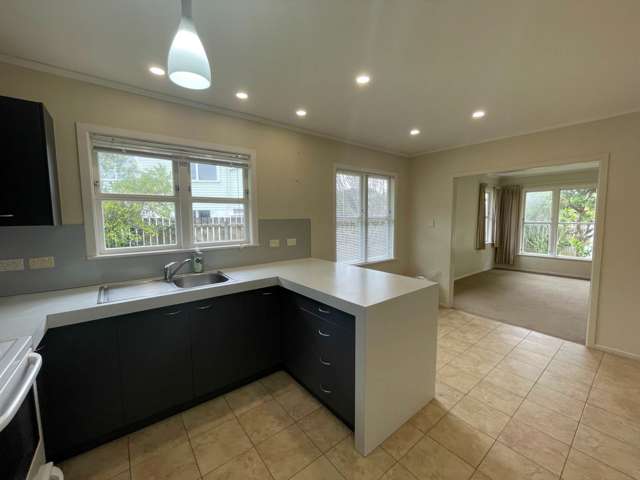 11 Mayburn Road Te Atatu Peninsula_2