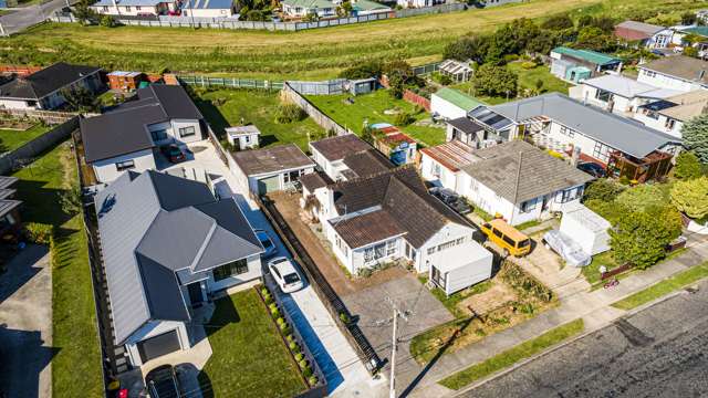 60 Hyde Street Wainuiomata_2