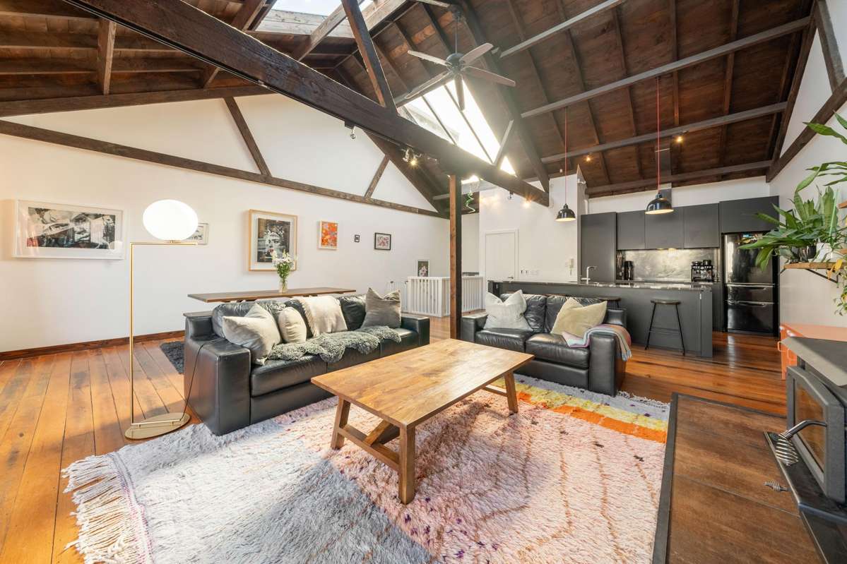 2/12 Little George Street_5