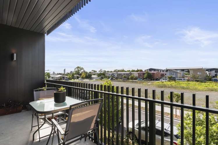 102/38c Fraser Avenue Northcote_13