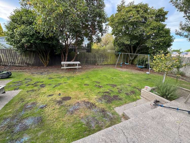 39 Steele Street Hornby_10