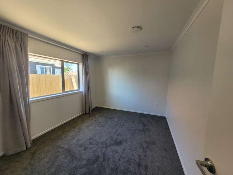 30 Wrantage Street Westown_9