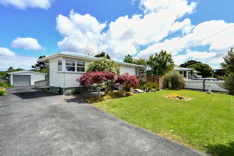 8 Mcentee Road Waitakere_12