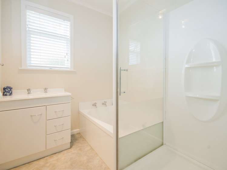 201 Caroline Place Mayfair_9