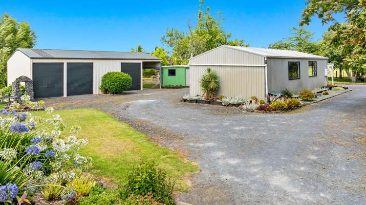 1224 State Highway 16 Waimauku_23