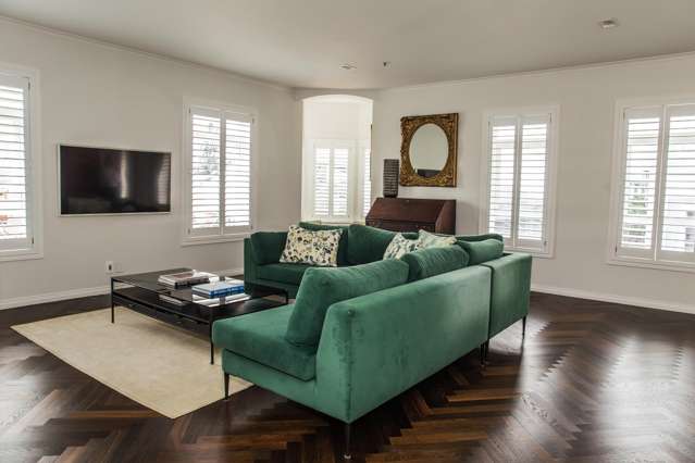 2.1/1 Queens Wharf Wellington Central_1