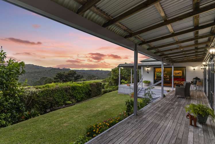 15 Long Road Waitakere_5