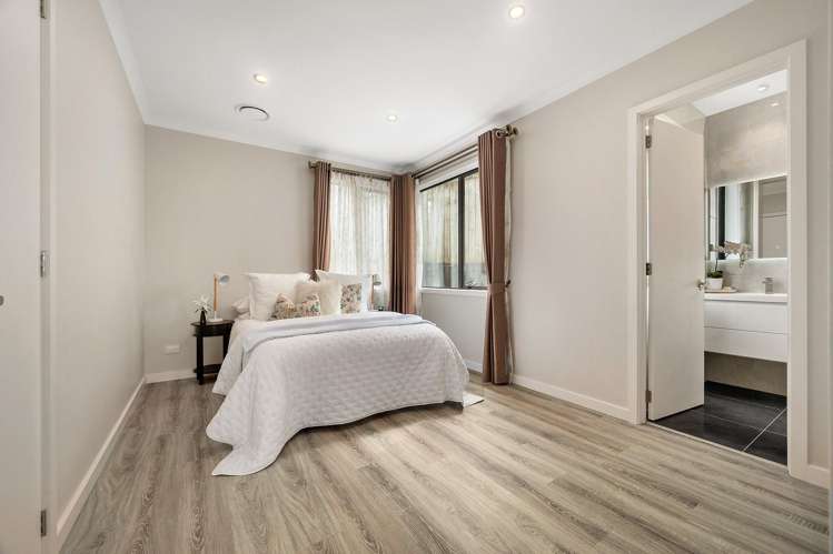 21 Ascension Crescent Orewa_18