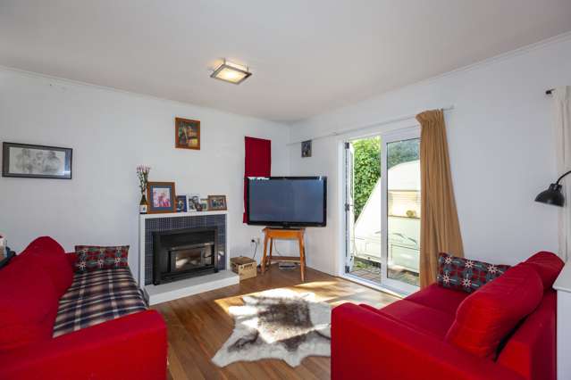 3 Clarkes Crescent Paekakariki_4