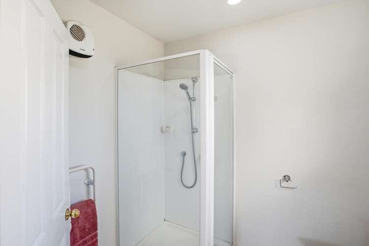 51 Parade Court Addington_17