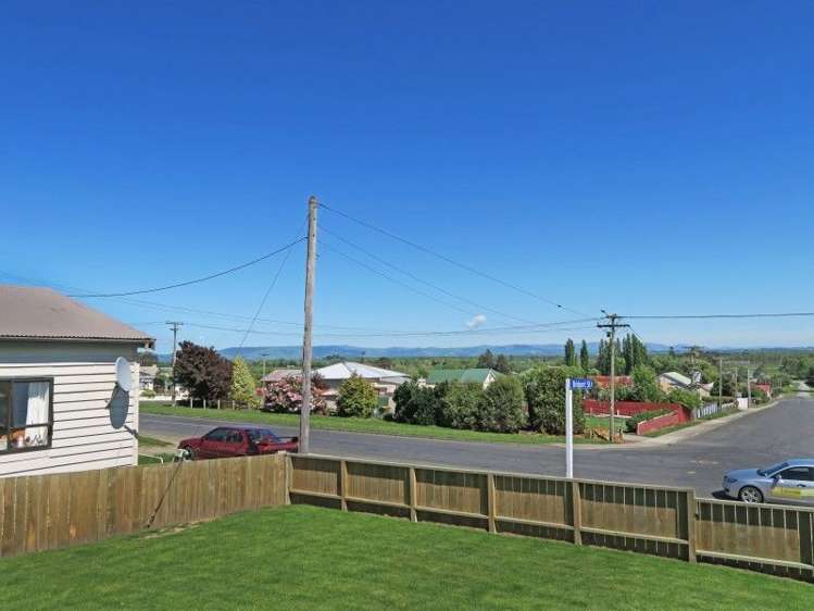 80 Salcombe Street Kaitangata_17
