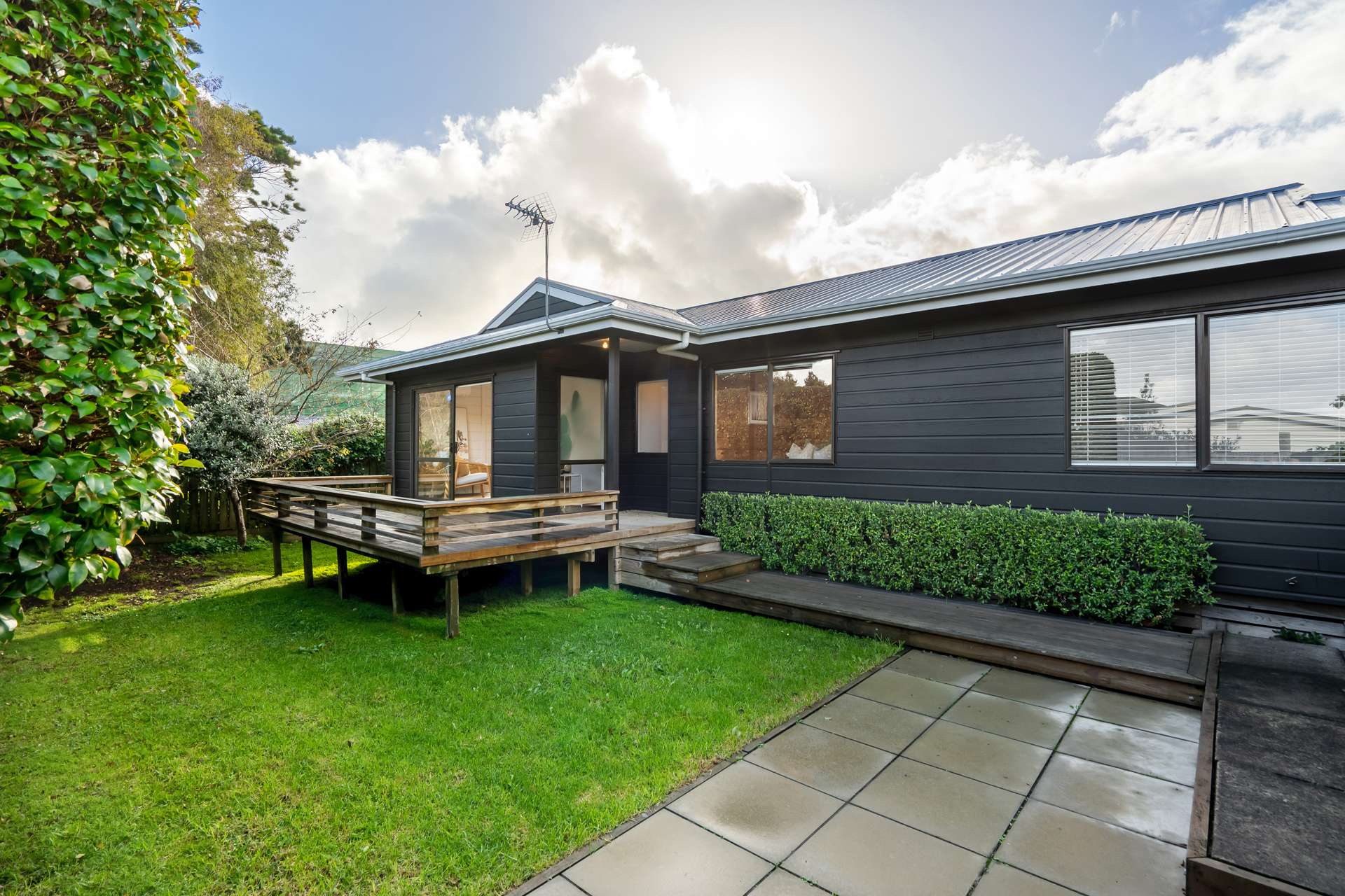 2/10 Harrison Avenue Belmont_0