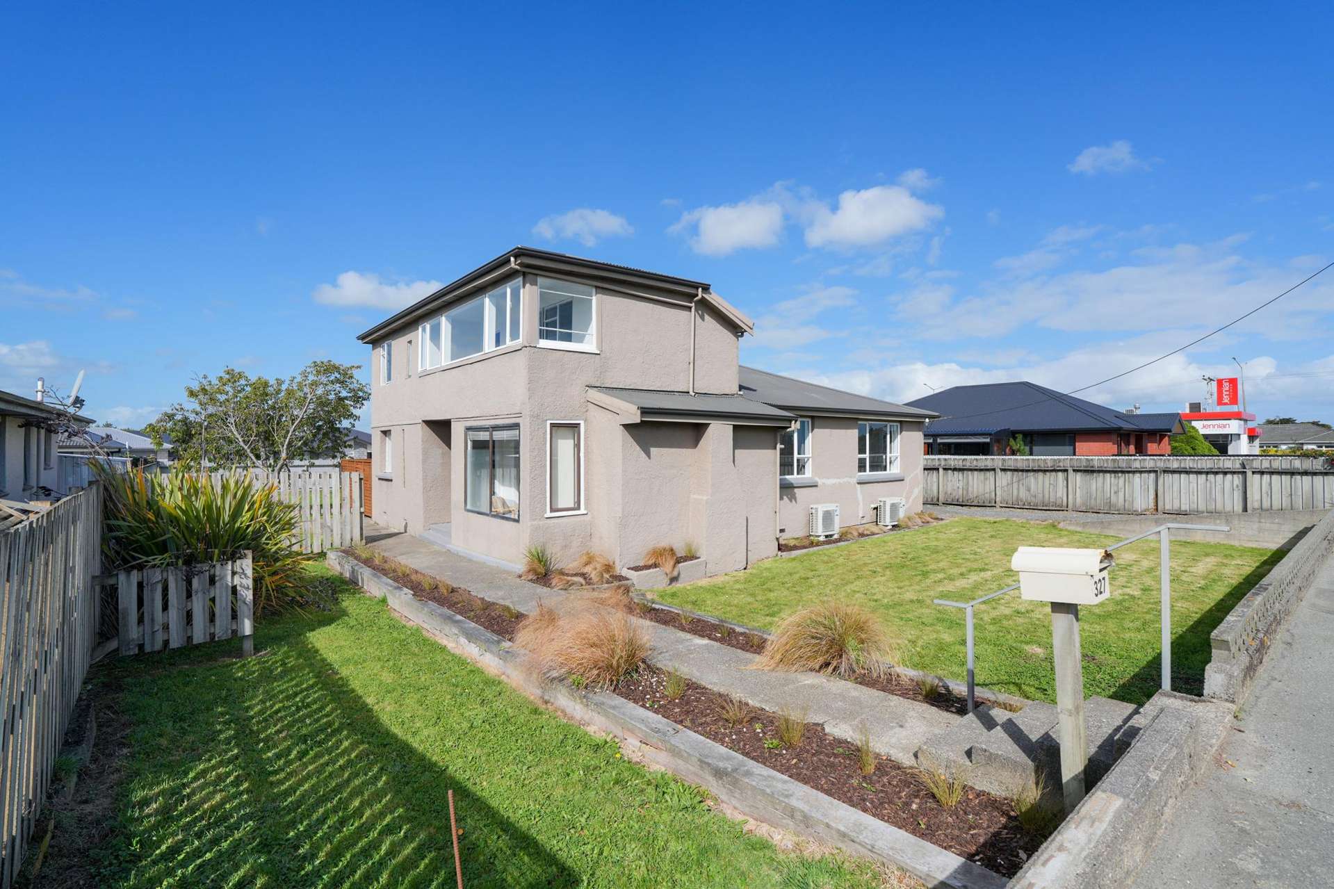 327 North Road Waikiwi_0