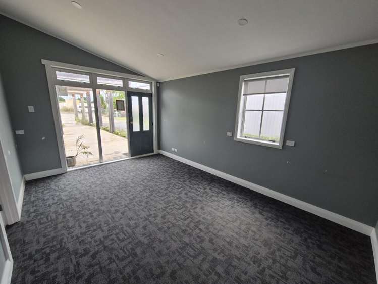 1/64 Riverbank Road Otaki_3