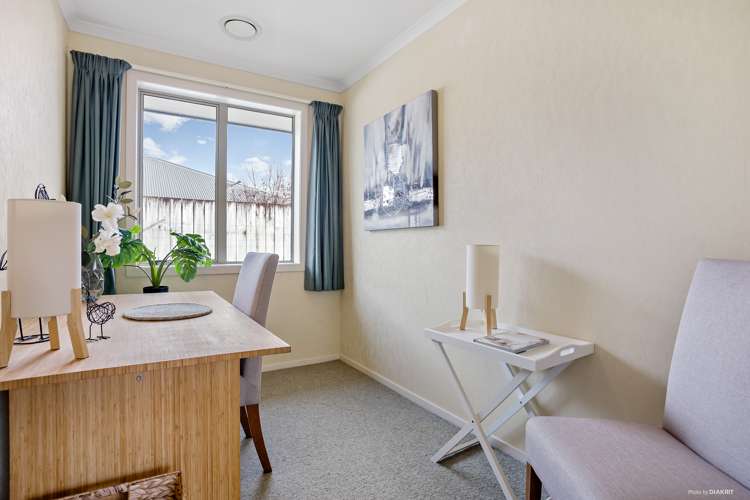 36 Stoneleigh Drive Chartwell_10