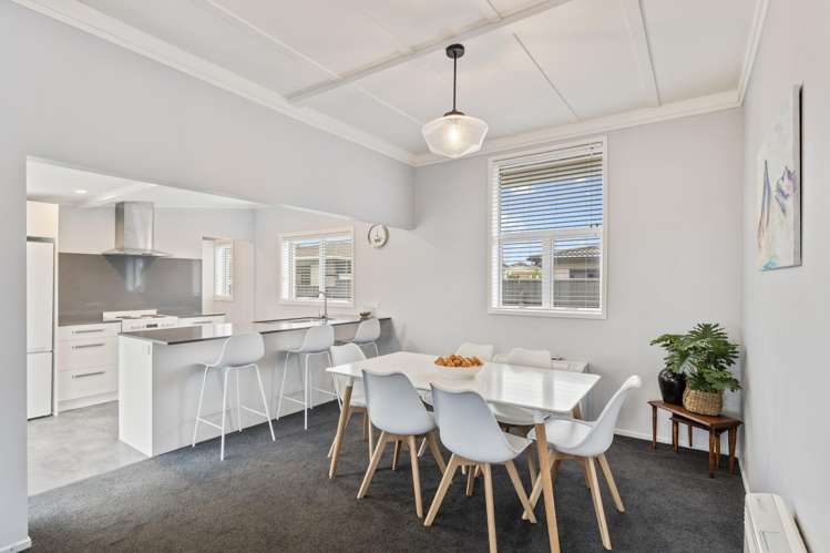 27 Tukapa Street Westown_4