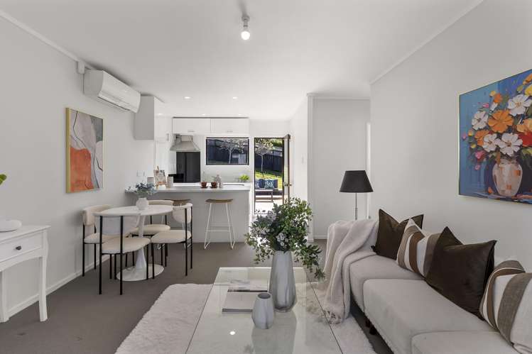 2/6 Amy Street Ellerslie_13