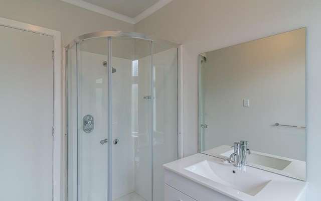 3A Nathan Avenue 1330_4