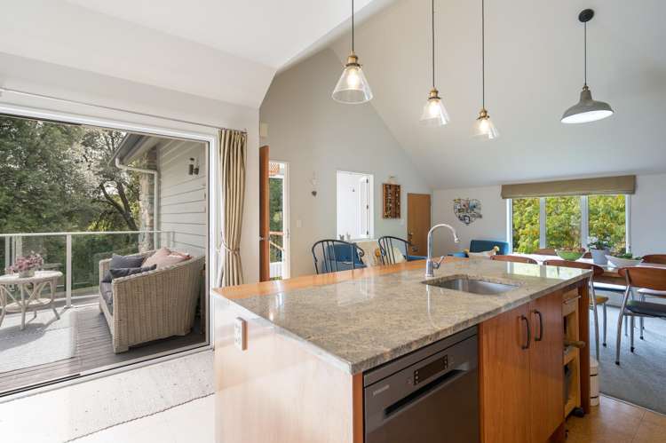 5 Montebello Avenue Stoke_12