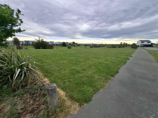 UNDER CONTRACT -  Section On reserve