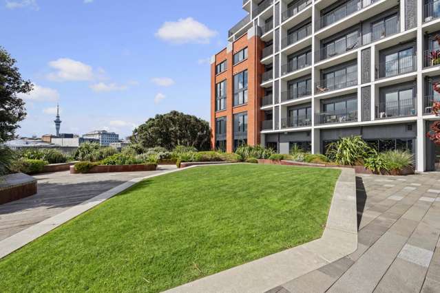 Award-Winning Design 3 Bed+2 Bath 2 Car Parks