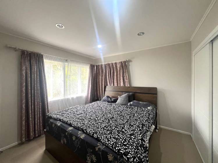 25 Kirrie Avenue Te Atatu South_5