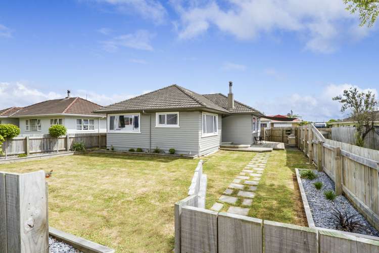 37 Croucher Street Richmond_13