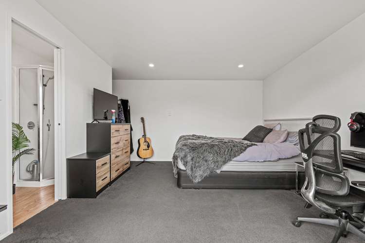 6 Cotswold Avenue Bishopdale_17