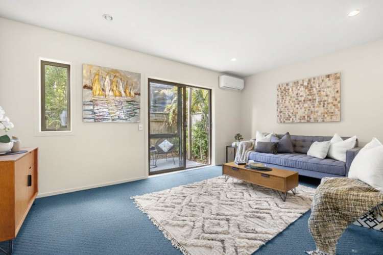 50/21 Hunters Park Drive Three Kings_13