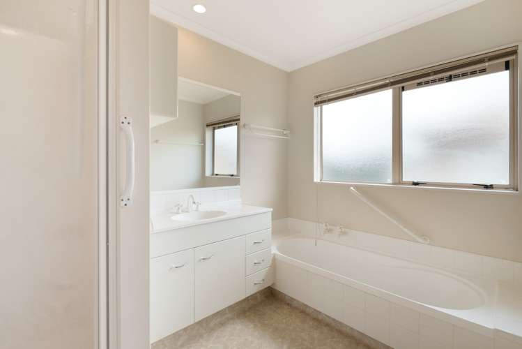 10 The Gardens Drive Papamoa_7