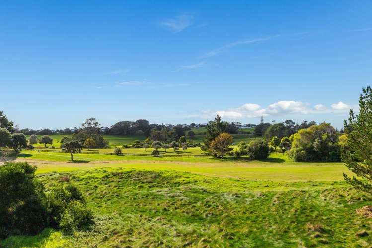 22 Fingal Way Gulf Harbour_48