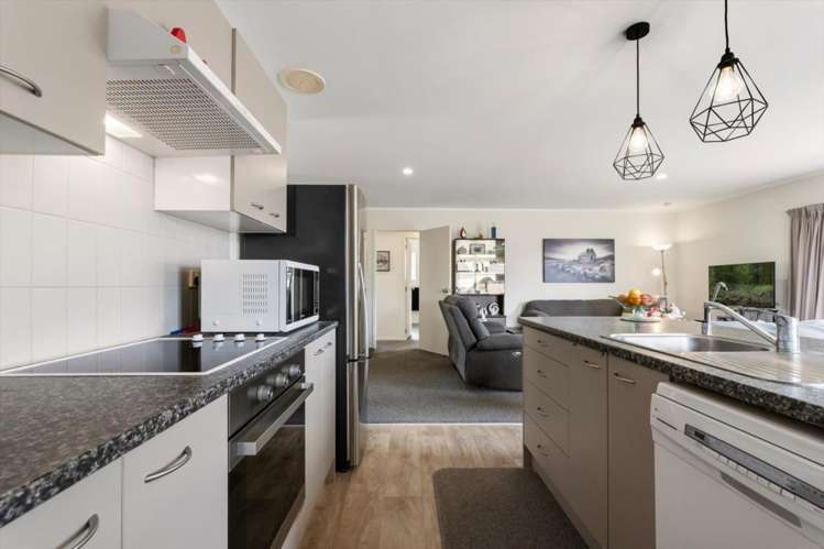 13 Macloughlin Drive Te Puke_14