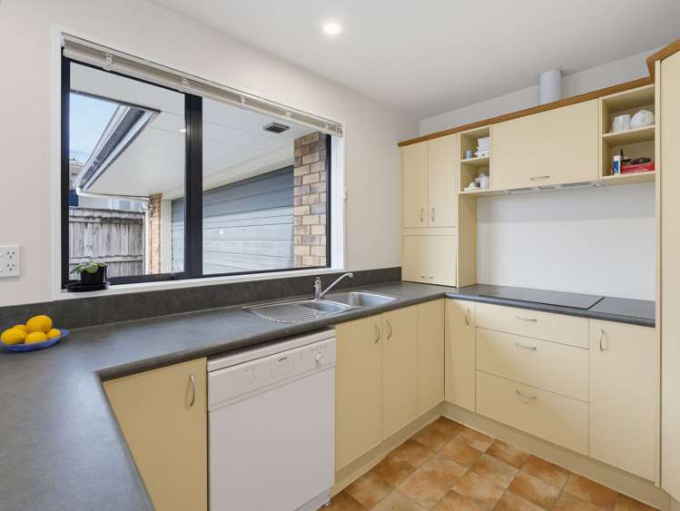 26 Neale Ave_5