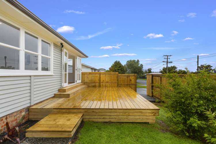 3 Daphne Street Kelston_11