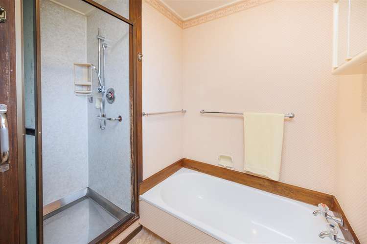 12a Oxford Street Marton_28