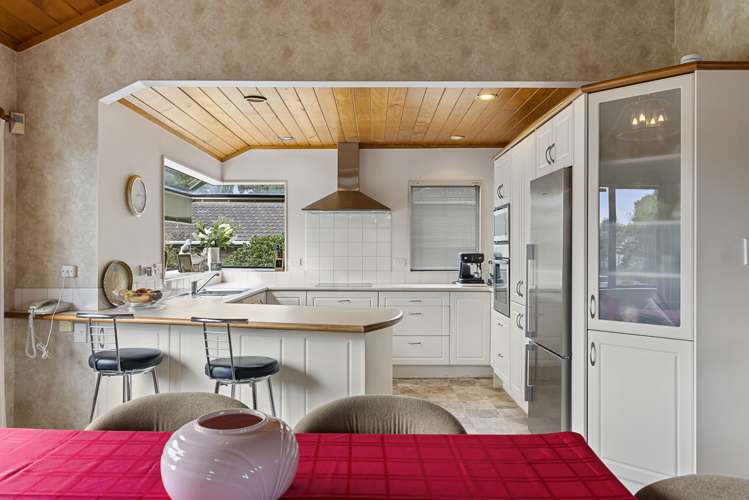 8 Landsberg Way Windsor Park_5