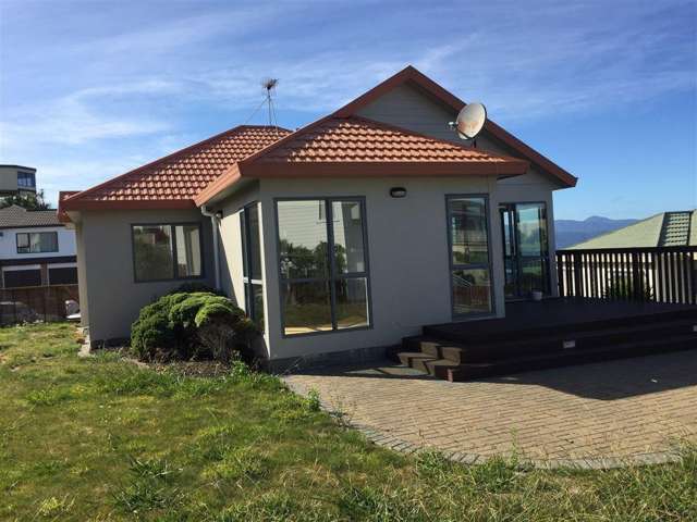 73 Dress Circle Newlands_1