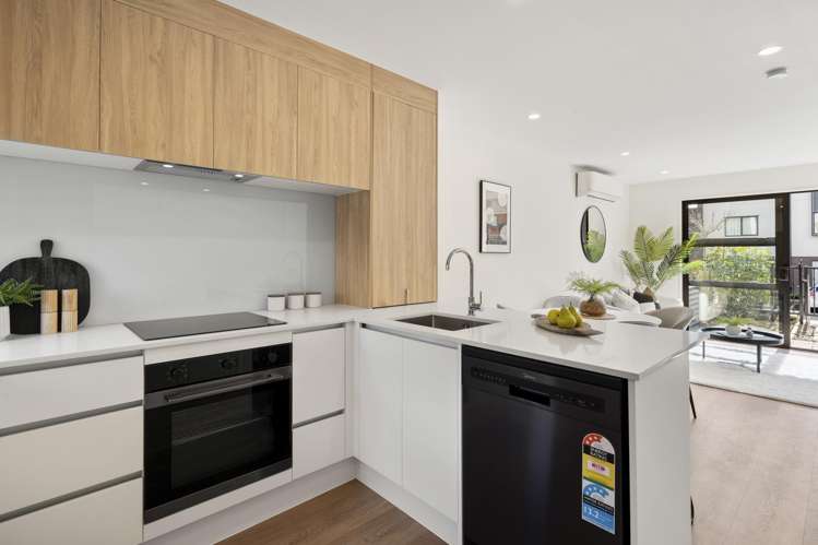 34 Selo Street Glen Eden_18