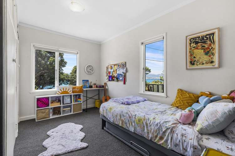 318 Queens Drive Lyall Bay_9