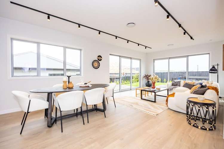 28 Tukutata Crescent Milldale_6