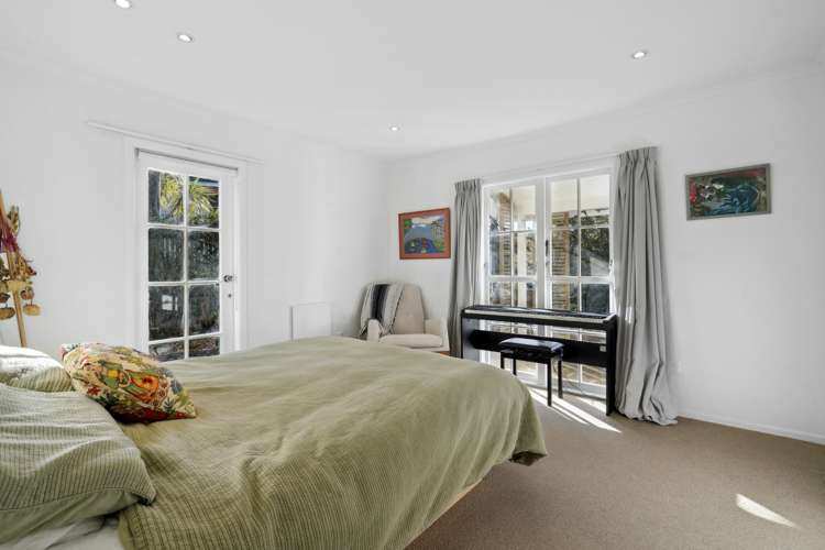 2 Fantail Grove Belmont_7