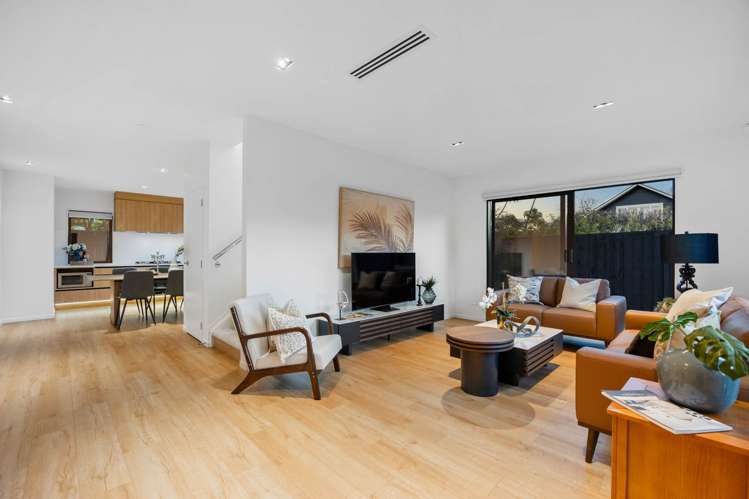 2F Hollywood Avenue_2