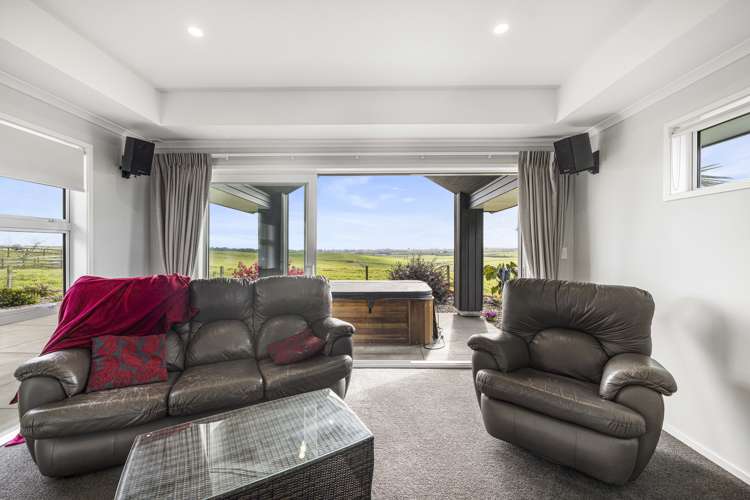 22 Irwin Road Kingseat_21