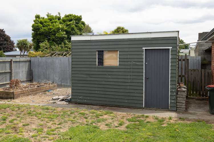 35 Reid Crescent Allenton_16