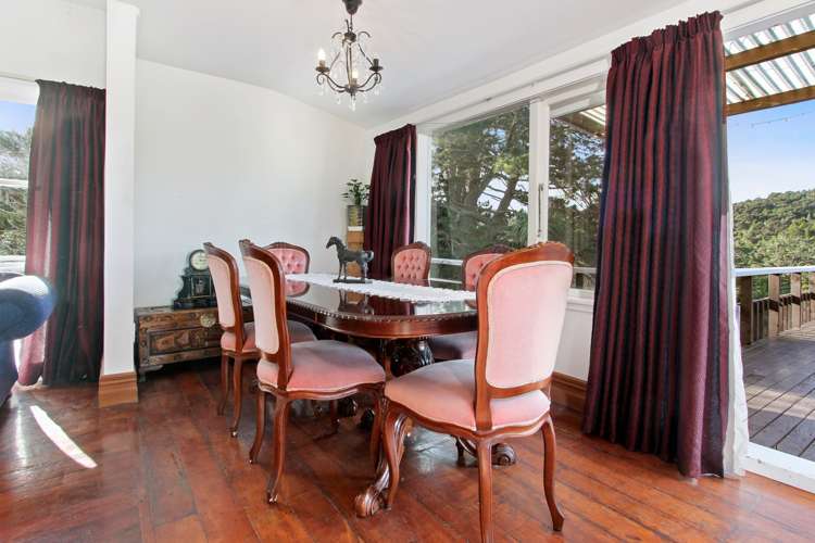 624 Huia Road Parau_5