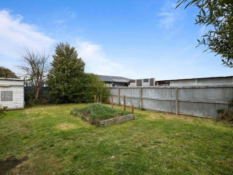 3 Bournemouth Crescent Aranui_13