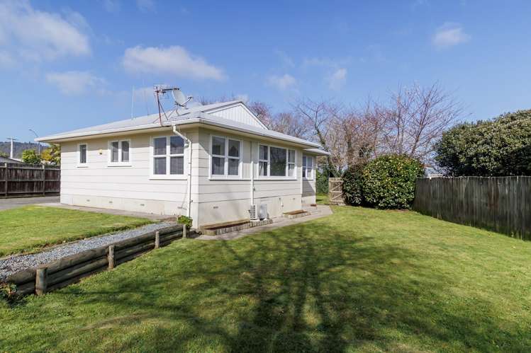 7 Tennyson Drive Owhata_29